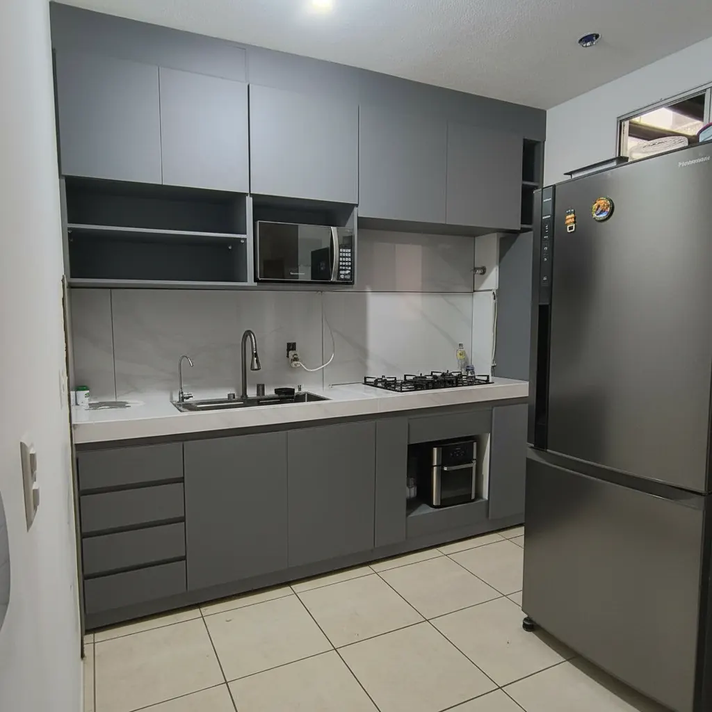 Cozinha planejada sob medida em MDF
